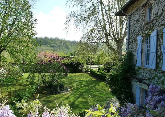 D'hotes Les Pesques 3*