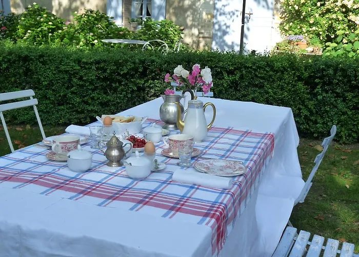 D'hotes Les Pesques 3*